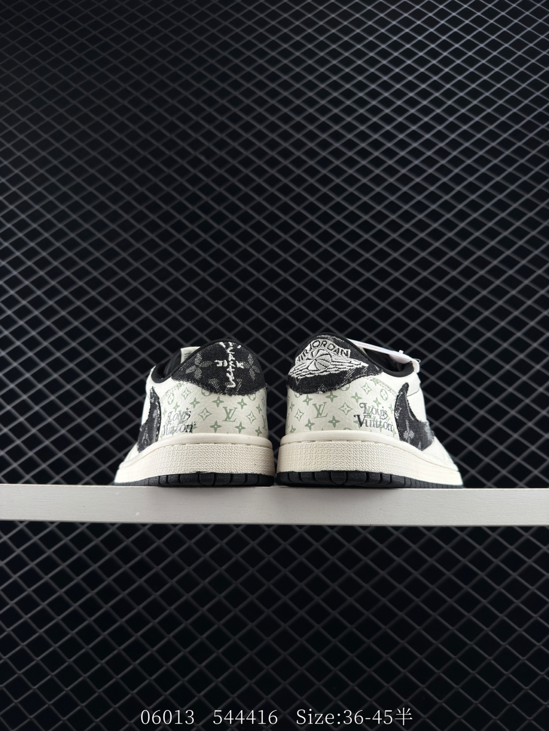 Nike Air Jordan 1 x Travis Scott AJ1